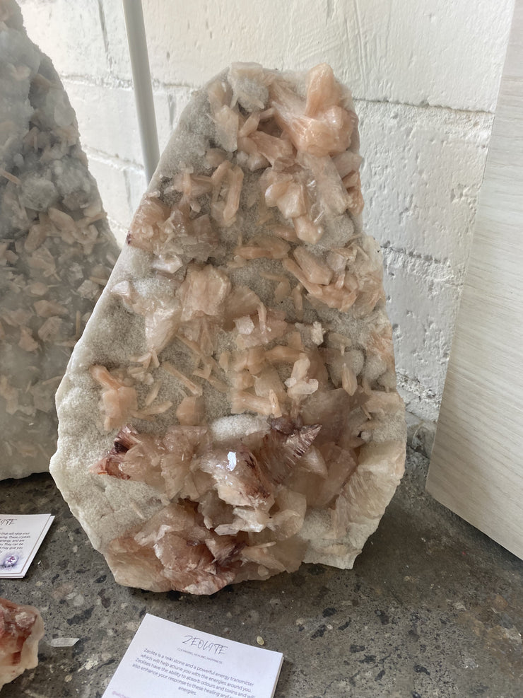Crystal - Zeolite Peach